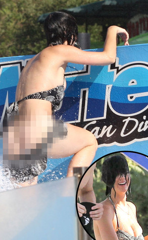 Santo recommends Water park wardrobe malfunction videos Alejandro recommend Wife sees first black cock